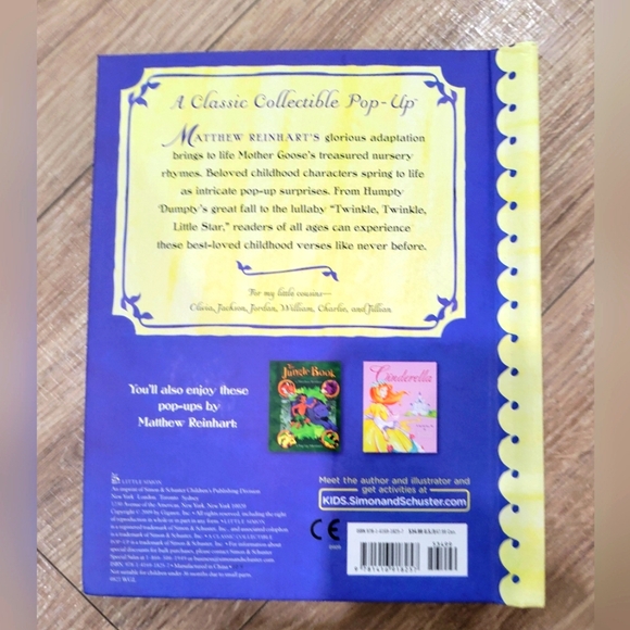 A Pop-Up Book of Nursery Rhymes - Picture 2 of 3